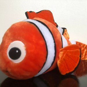 Finding Nemo plushie NWOT